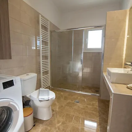 Liovore Apartment *
