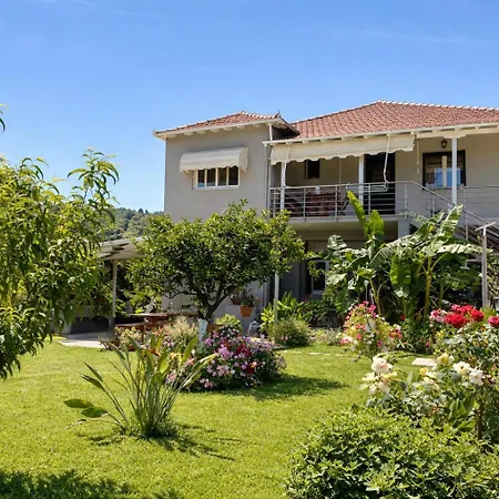 Apartment Liovore *